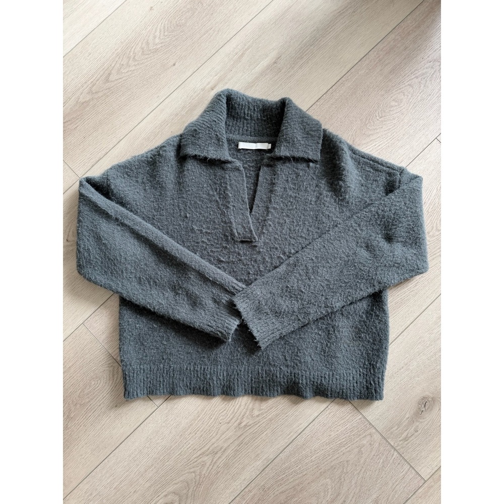 One Grey Day Los Angeles Womens Charcoal Grey Fuzzy Knit V-Neck Polo Sweater XS